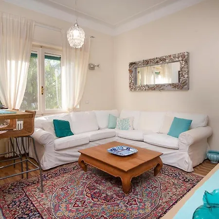 The Holiday Apartments
